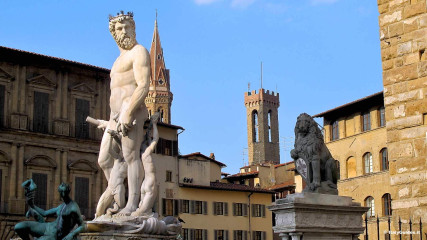Signoria Square: Fountain of Neptune