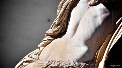 Signoria Square: The Rape of Polyxena