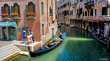 Streets and alleys: Streets and alleys of Venice