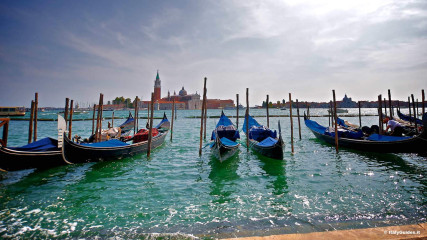 Streets and alleys: Streets and alleys of Venice