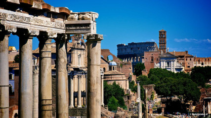The Roman Forum: The Roman Forum and Colosseum