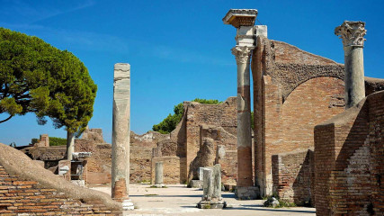 Ancient Ostia: Forum Baths: Frigidarium