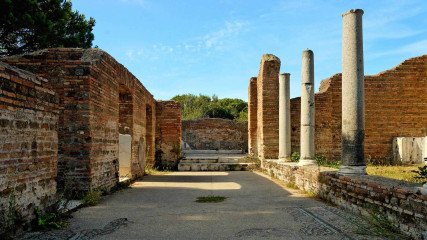 Ancient Ostia: Domus di Amore e Psiche 
