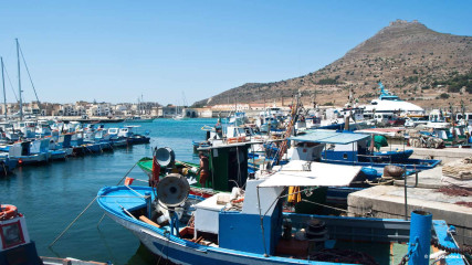 Trapani: Harbour in Favignana island