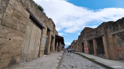 Pompei: Via dell'Abbondanza