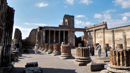 Pompeii: Basilica