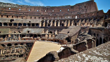 Colosseo: Il Colosseo - interno