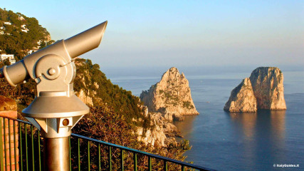 Capri: Faraglioni