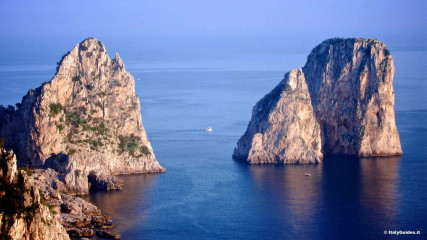Capri: Faraglioni