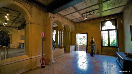 Verona: Interno della casa di Giulietta