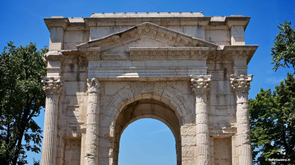 Verona: Gavi Arch
