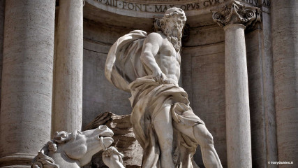 Fontana di Trevi: Il dio Oceano