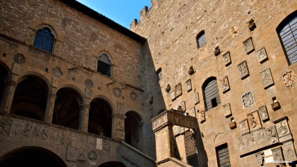 Bargello Palace: Bargello Palace - courtyard