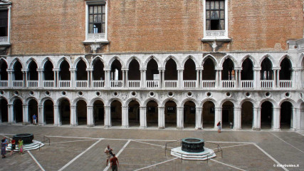 Doge's Palace: Doge's Palace - detail