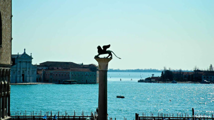 Doge's Palace: Column of Saint Mark