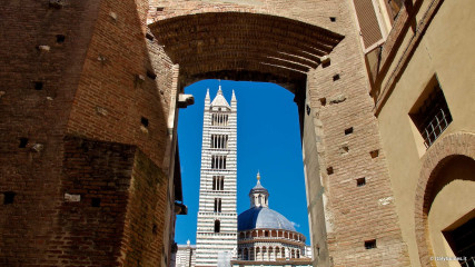 Siena: Baptistry of St. John