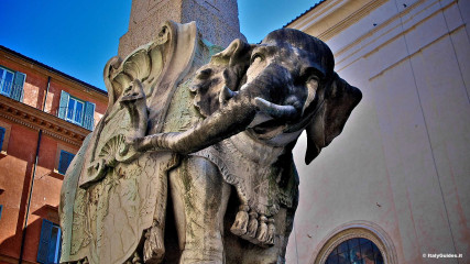 Piazza della Minerva: Piazza della Minerva, Obelisco, Elefante del Bernini