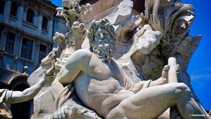 Piazza Navona: Fountain of the Four Rivers - Gange