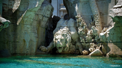 Piazza Navona: Fountain of the Four Rivers - Lion