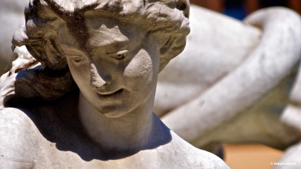 Piazza Navona: Fountain of Neptune