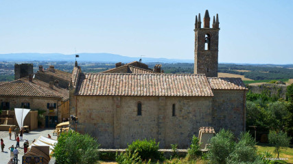 Monteriggioni: Church of Santa Maria Assunta