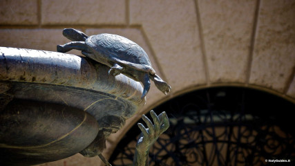 Fontana delle Tartarughe: Fontana delle Tartarughe, in Piazza Mattei