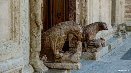 Assisi: Cathedral of San Rufino