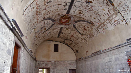 Assisi: Communal Square
