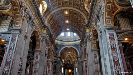 St. Peter's Basilica: The interior of the Basilica