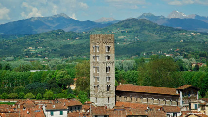 Lucca: Basilica of San Frediano