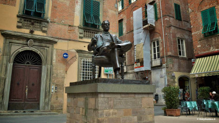 Lucca: Statue of Giacomo Puccini