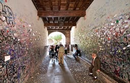 courtyard of Juliet's house